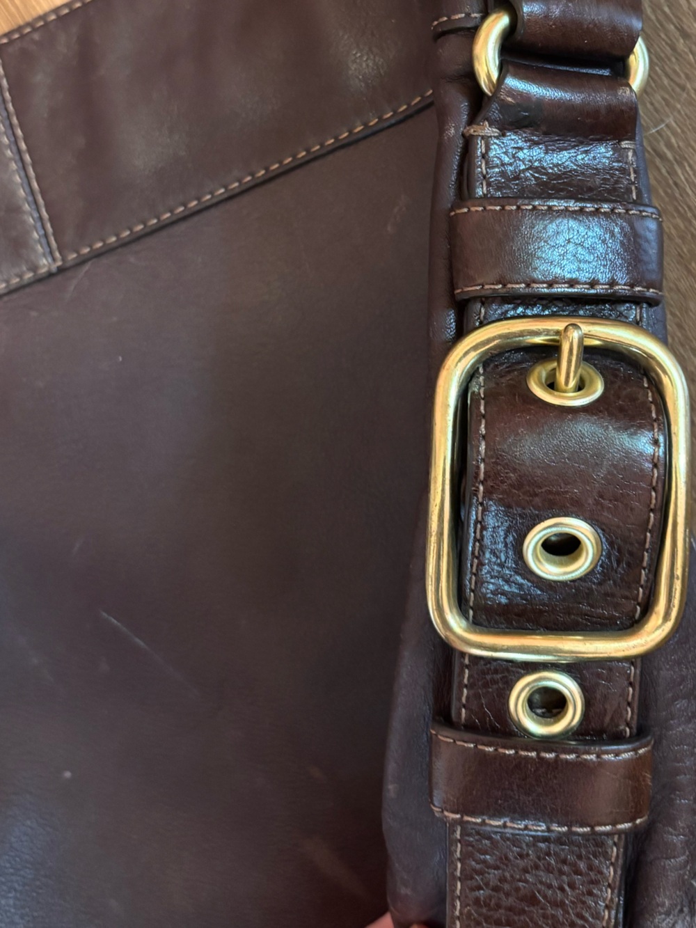 Coach Zoe Leather Hobo Bag Brown - Picture 7 of 11